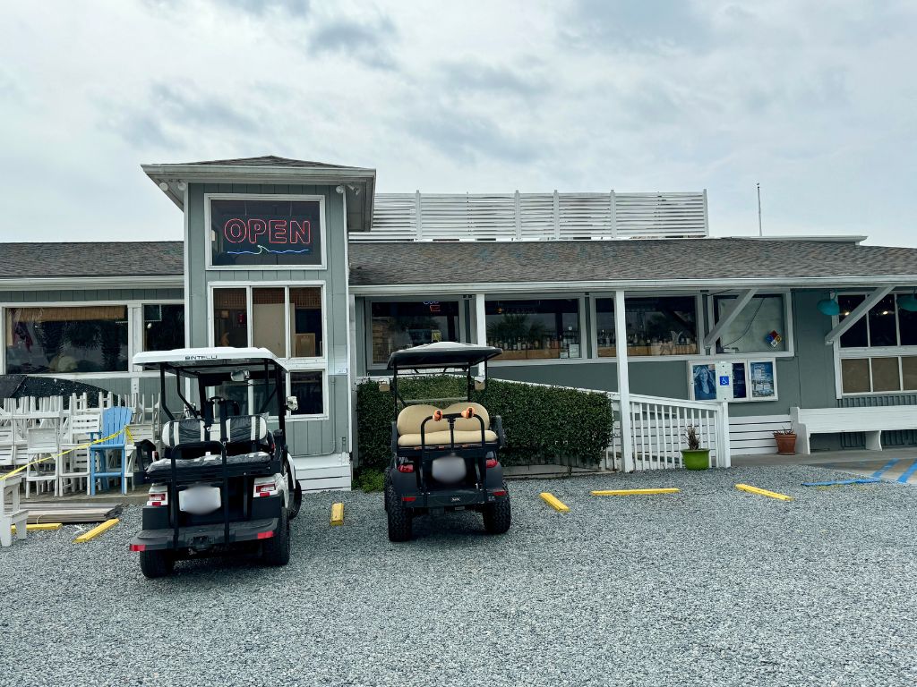 Dining Out Is Easier Than Ever With An Ocean Isle Beach Golf Cart Rental | Bazen Golf Cars