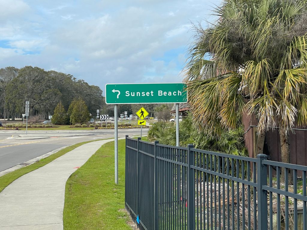 Sign Pointing To Sunset Beach - Sunset Beach, Nc